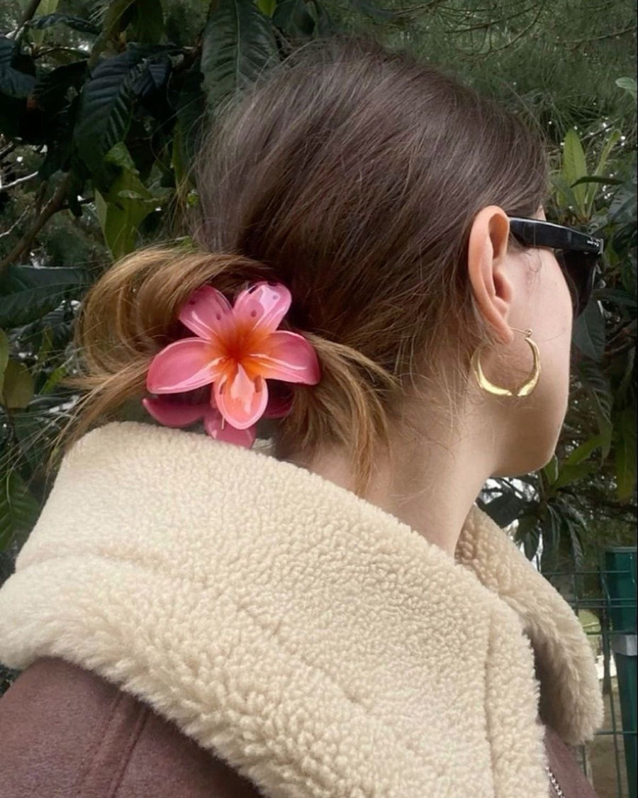 FRANGIPANI FLOWER HAIR CLIP 8CM MULTI - STUDIO JO STORE