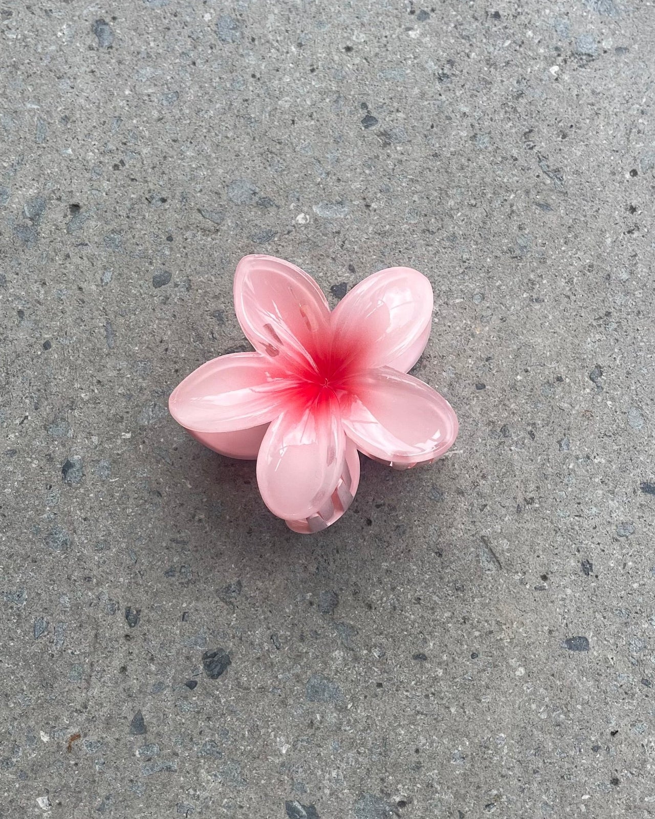 FRANGIPANI FLOWER HAIR CLIP 8CM MULTI - STUDIO JO STORE