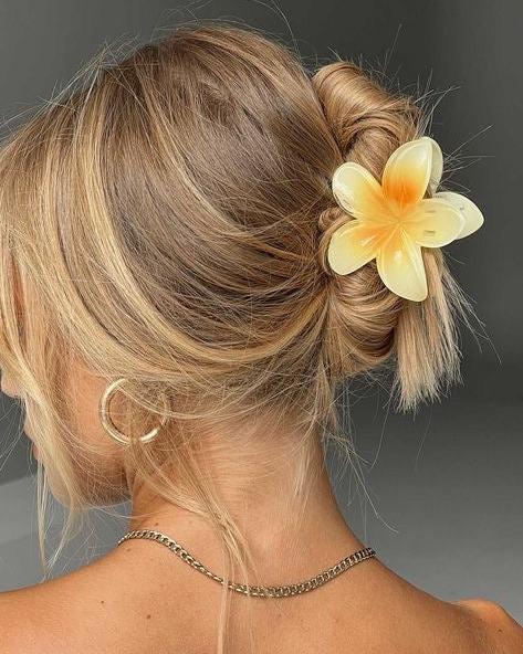FRANGIPANI FLOWER HAIR CLIP 8CM MULTI - STUDIO JO STORE
