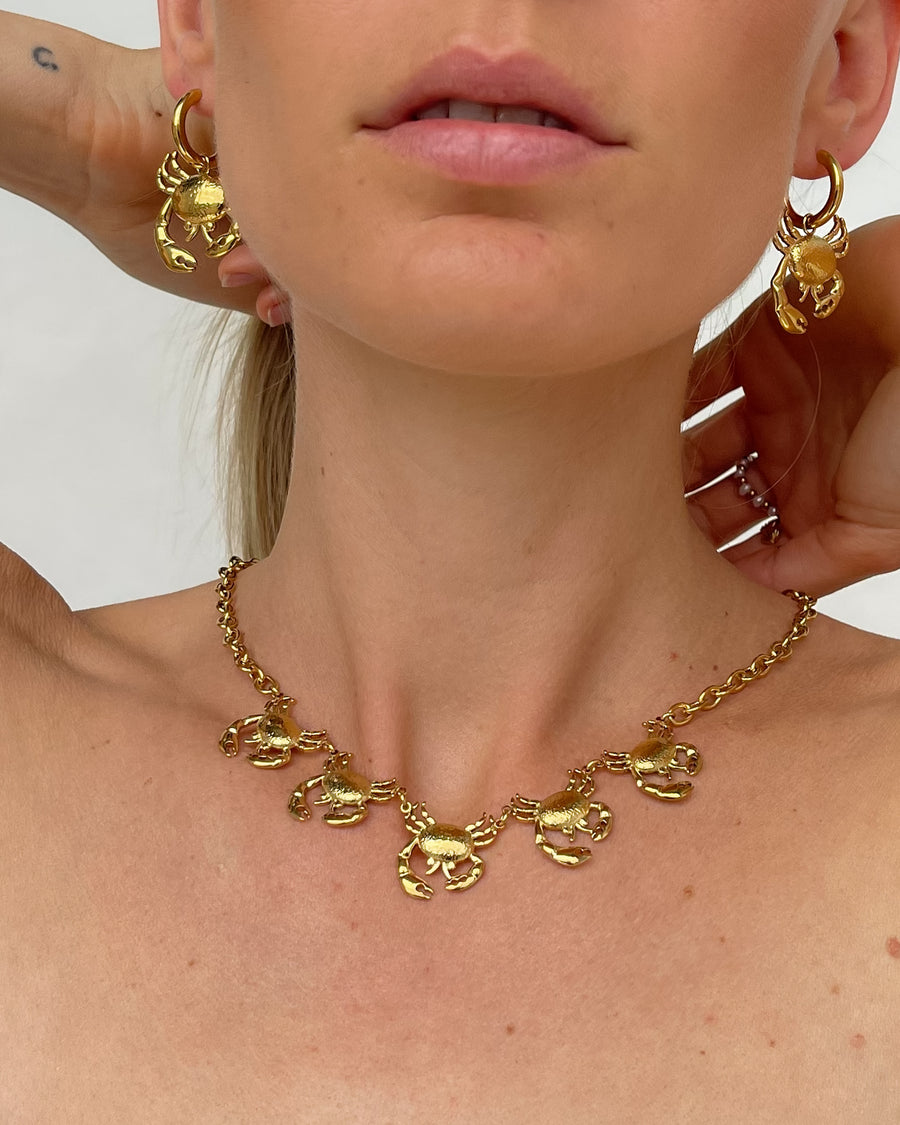 CRAB CHARM NECKLACE 18K GOLD - STUDIO JO STORE  