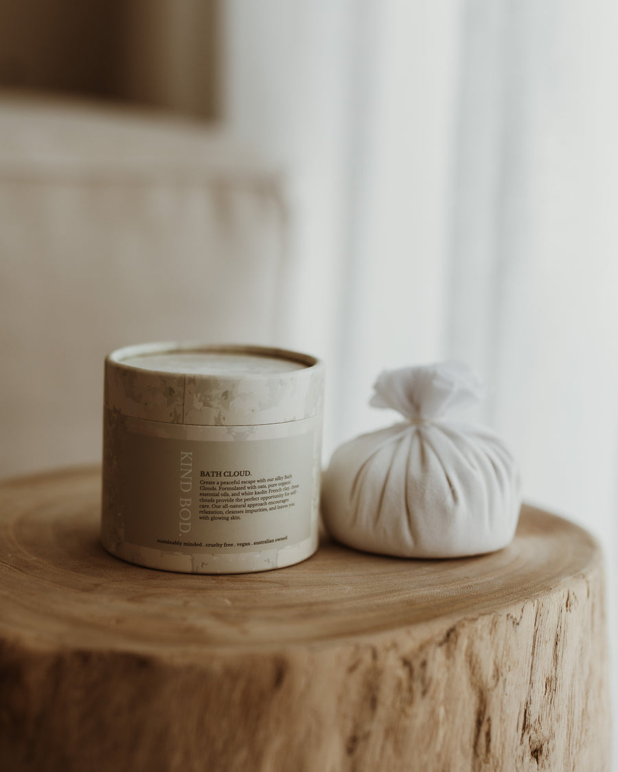 KIND BOD ORGANIC CLAY BATH CLOUD - LAVENDER - FRANKINCENSE - BERGAMOT - STUDIO JO STORE  