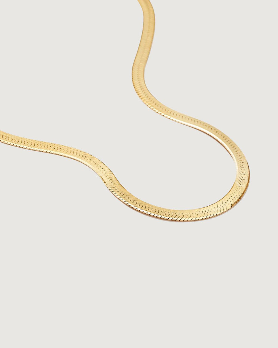 Solace Bold Snake Chain Necklace – 18k Gold