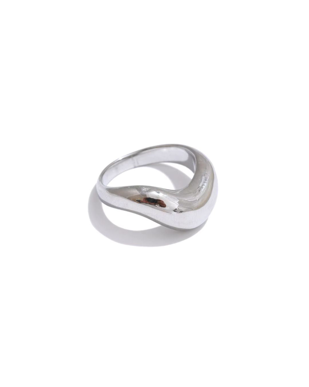LUNA CURVE BAND STATEMENT RING SILVER