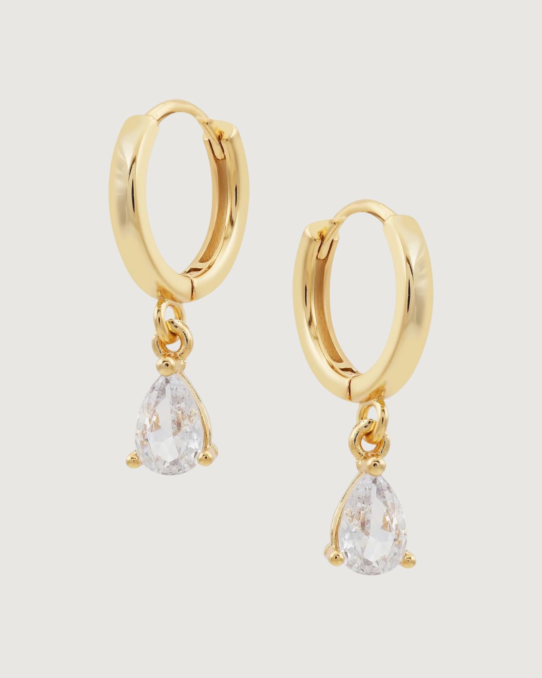 PEAR-CUT CRYSTAL DANGLE HOOP EARRINGS 18K GOLD PVD - STUDIO JO STORE  
