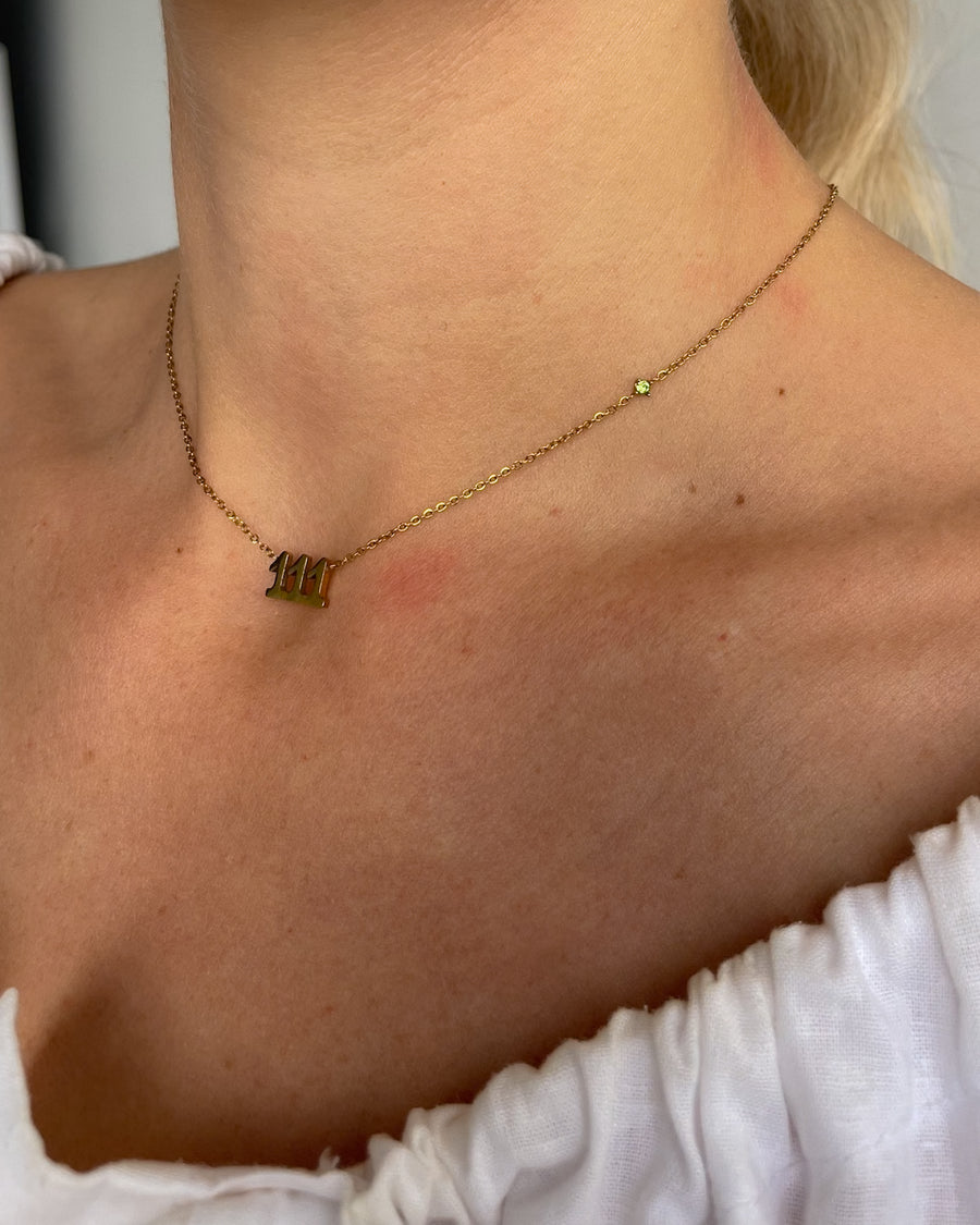 ANGEL NUMBER 111 CHOKER NECKLACE - MANIFESTATION - 18K GOLD - STUDIO JO STORE  