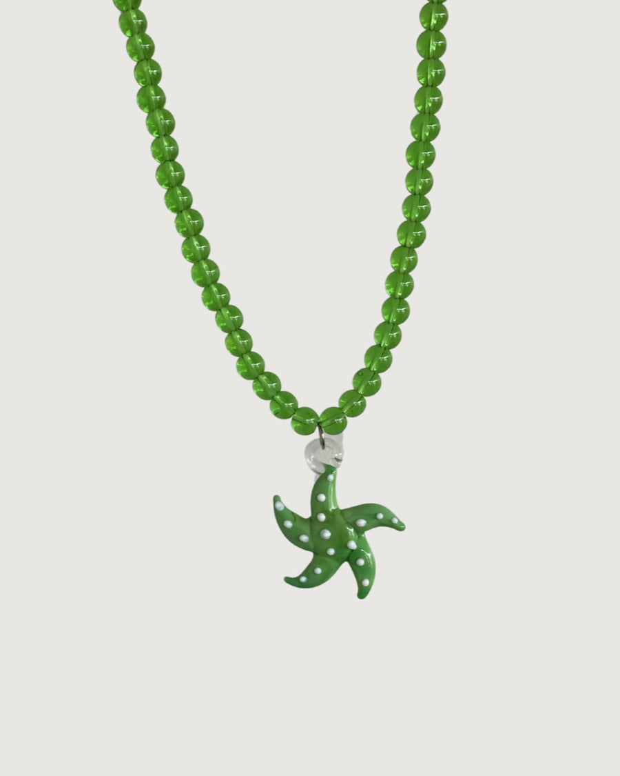 HANDMADE GLAZED STARFISH PENDANT NECKLACE - GREEN GLASS BEADS - STUDIO JO STORE  