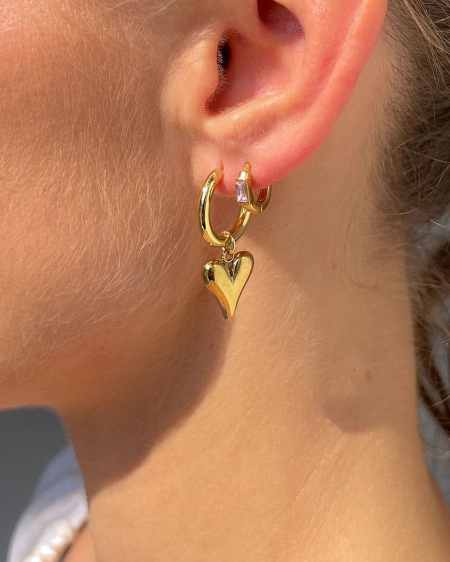 PINK ZIRCON HUGGIE HOOP EARRINGS SET 18K GOLD PVD - STUDIO JO STORE  