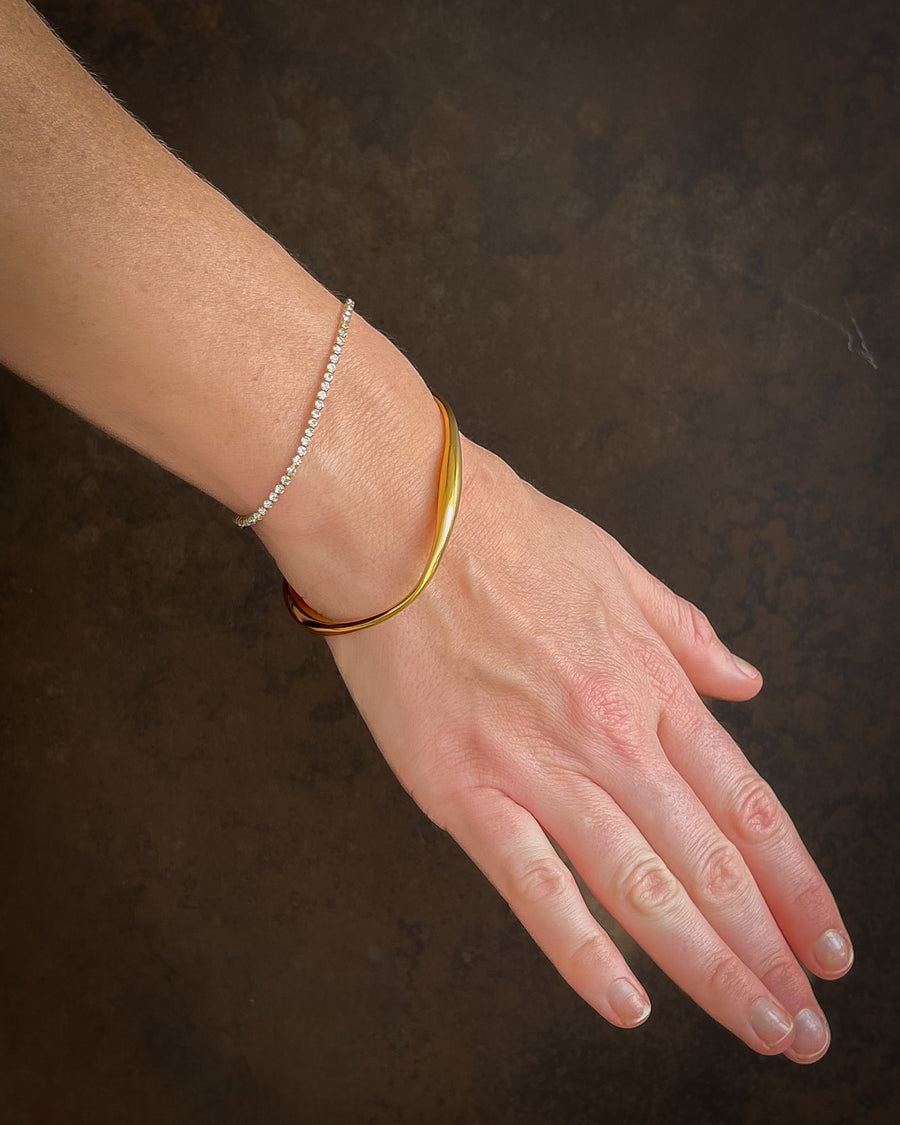 Ember Wave Cuff Bracelet – 18K Gold - STUDIO JO STORE  