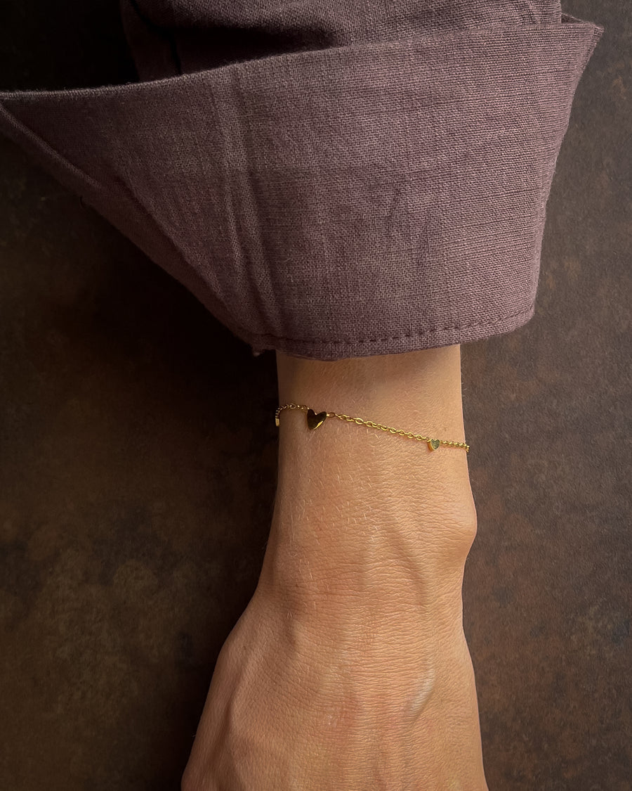 AMOUR FINE HEART CHAIN BRACELET 18K GOLD - STUDIO JO STORE  