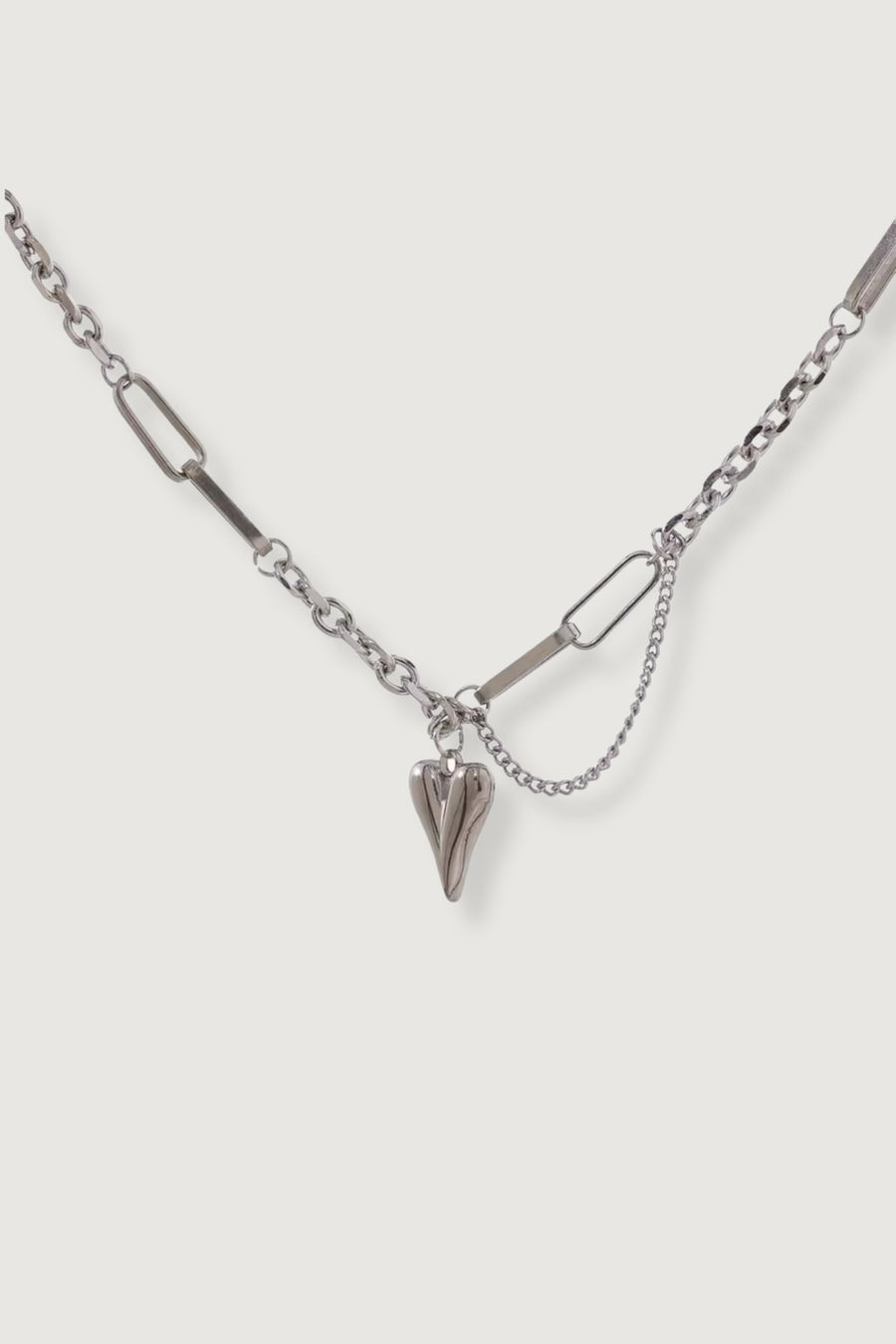 CUPID HEART CHAIN NECKLACE SILVER - STUDIO JO STORE  