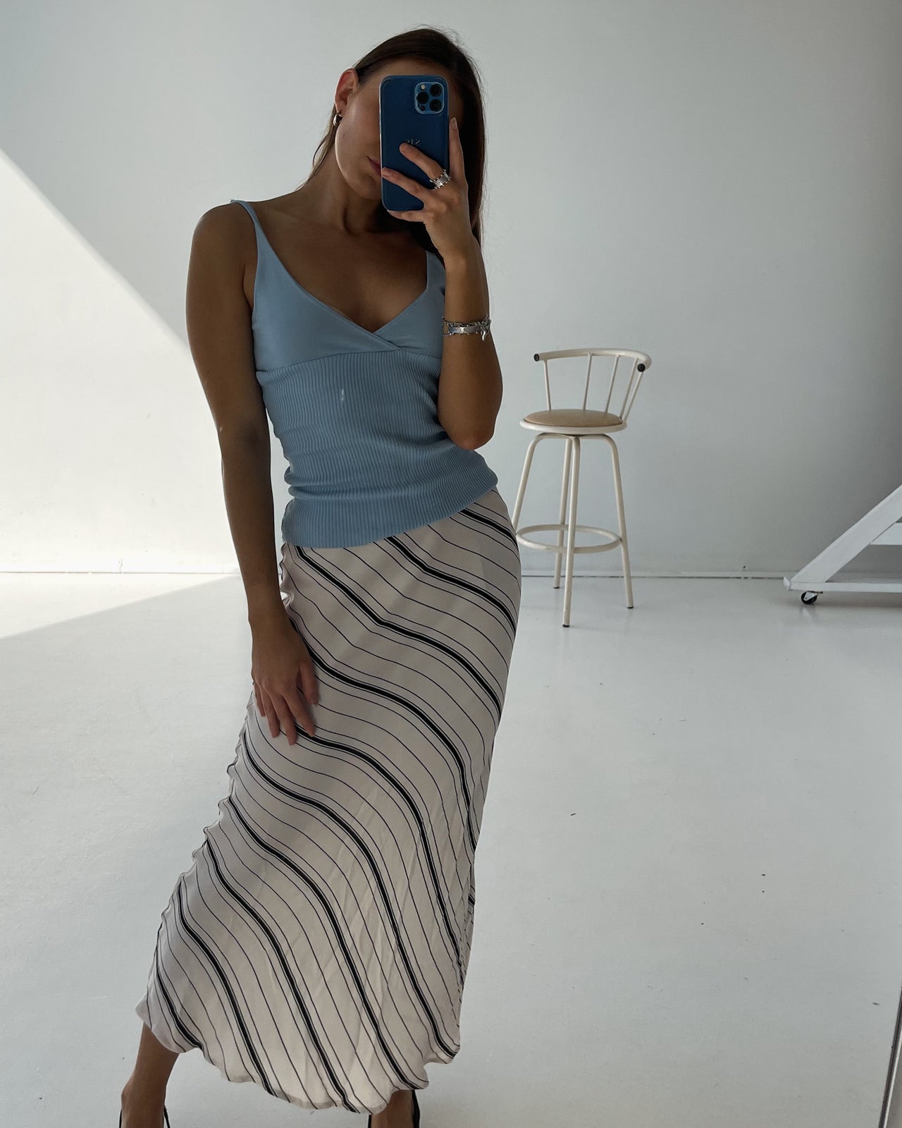 SOVERE / ELEMENTAL SLIP SKIRT - ECRU / BLACK - STUDIO JO STORE  