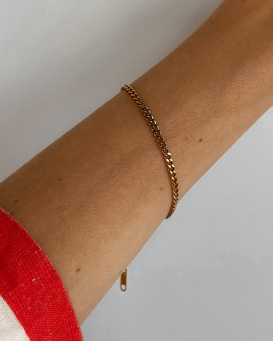 MINIMALIST CUBAN CHAIN BRACELET MINI 18K GOLD PVD - STUDIO JO STORE  