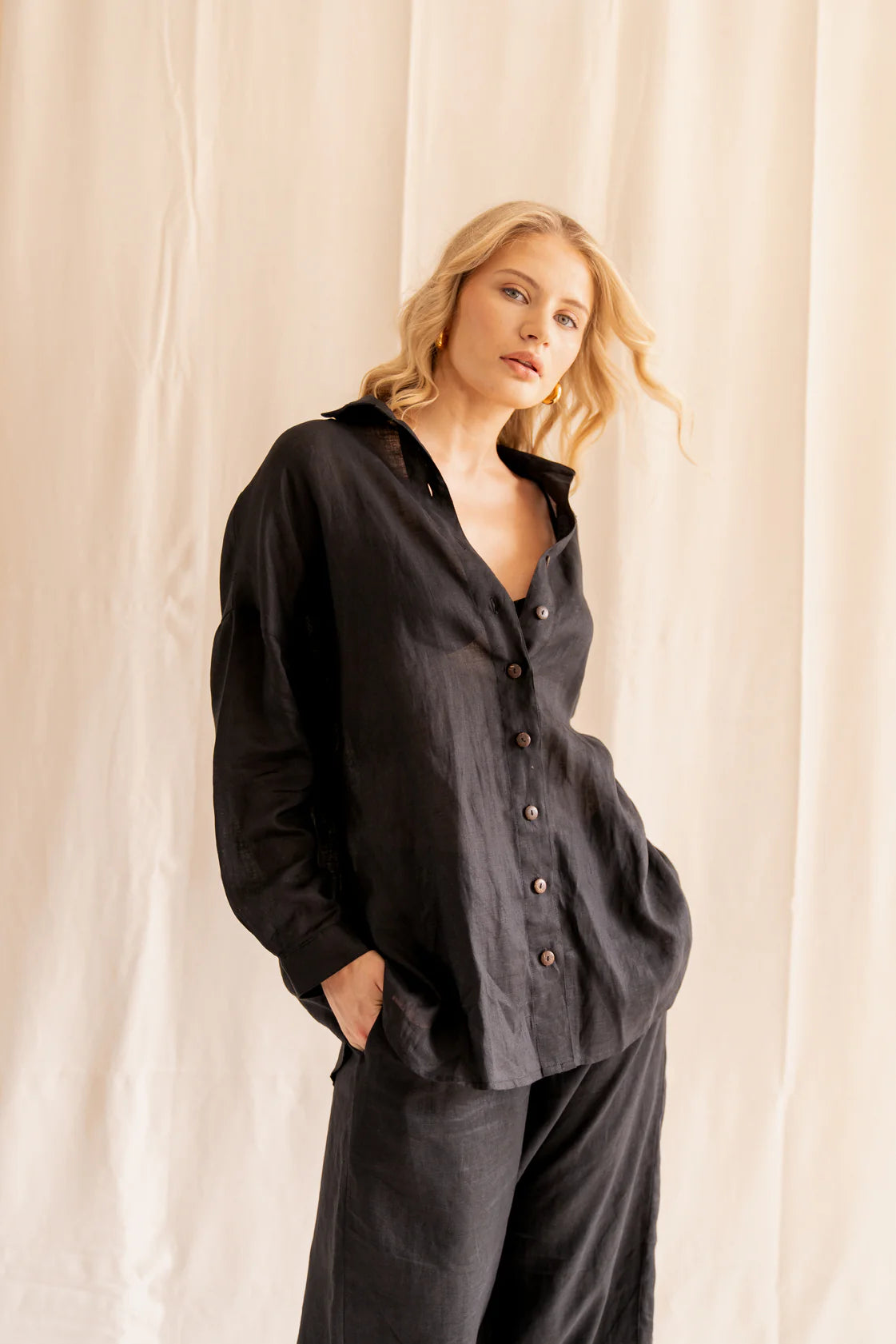 NOA RELAXED OVERSIZED LINEN SHIRT BLACK - STUDIO JO STORE  
