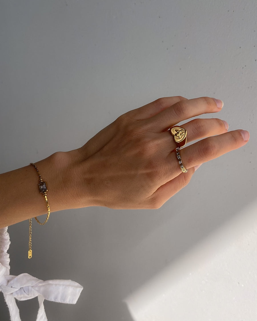 CUPID ANGEL HEART SIGNET RING 18K GOLD PVD PLATED - STUDIO JO STORE  
