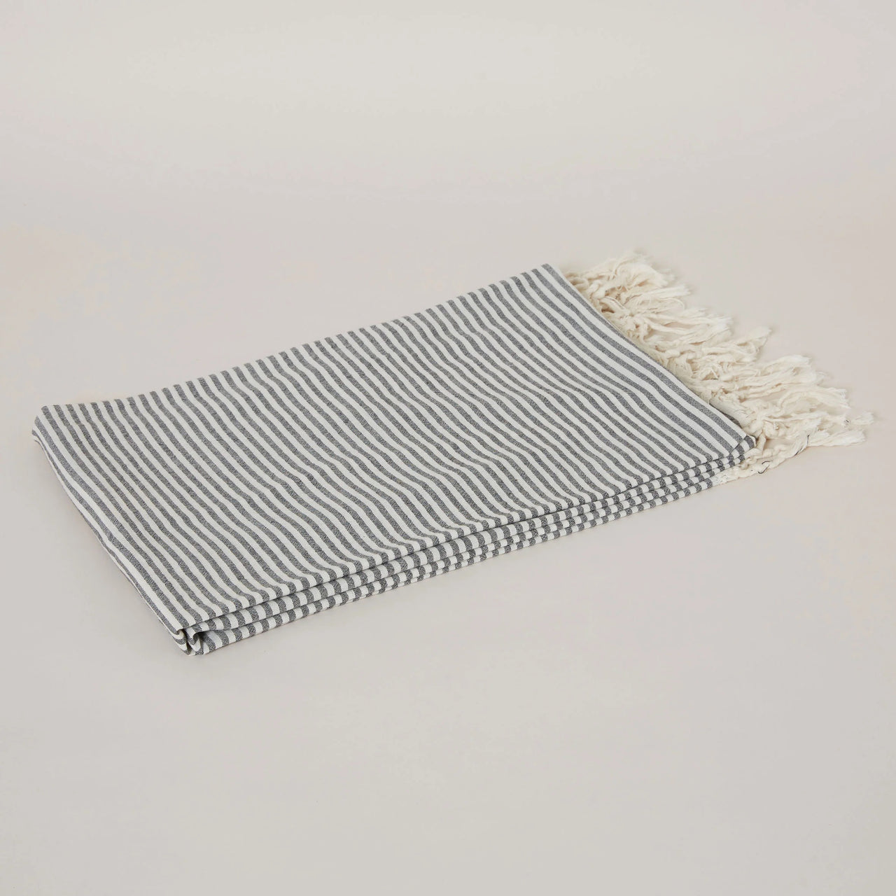 MAYDE NOOSA TOWEL - BLACK - STUDIO JO STORE  