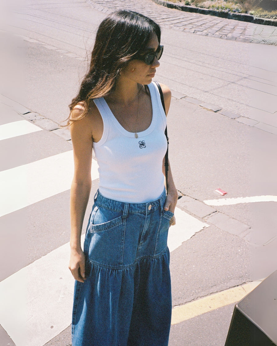 ZOE CONTOUR RIB SCOOP TANK WHITE - STUDIO JO STORE  