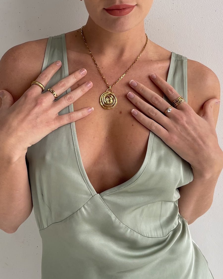 TEARDROP DIAMOND RING 18K GOLD PVD - STUDIO JO STORE  