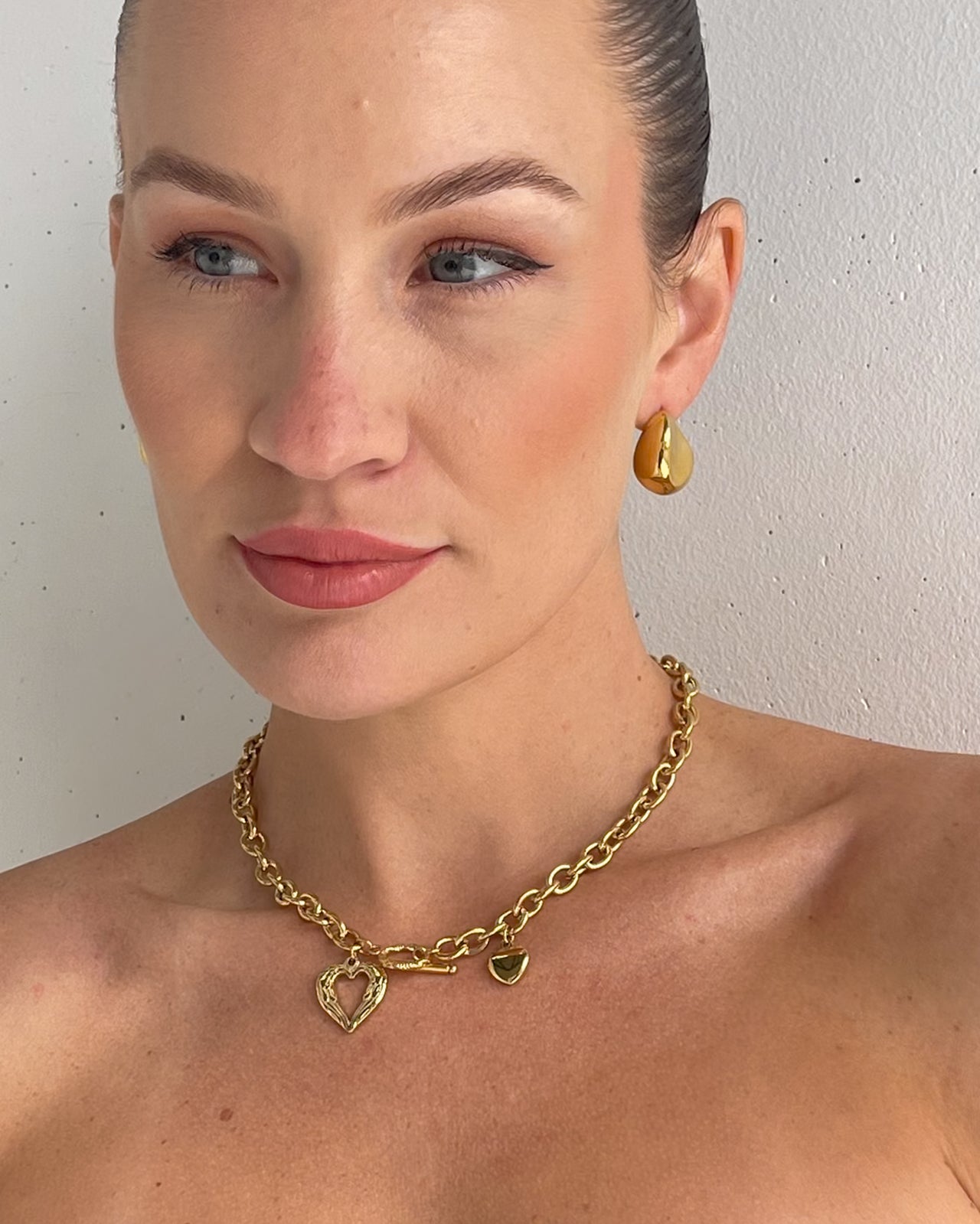 MALONE STUD EARRINGS 18K GOLD - STUDIO JO STORE  