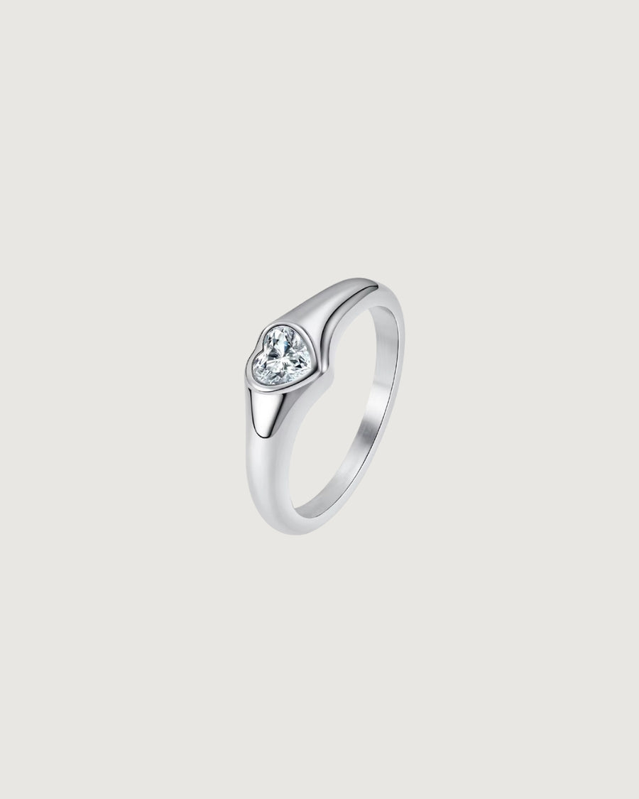 MY DIAMOND HEART SIGNET RING PLATINUM PLATED - STUDIO JO STORE  