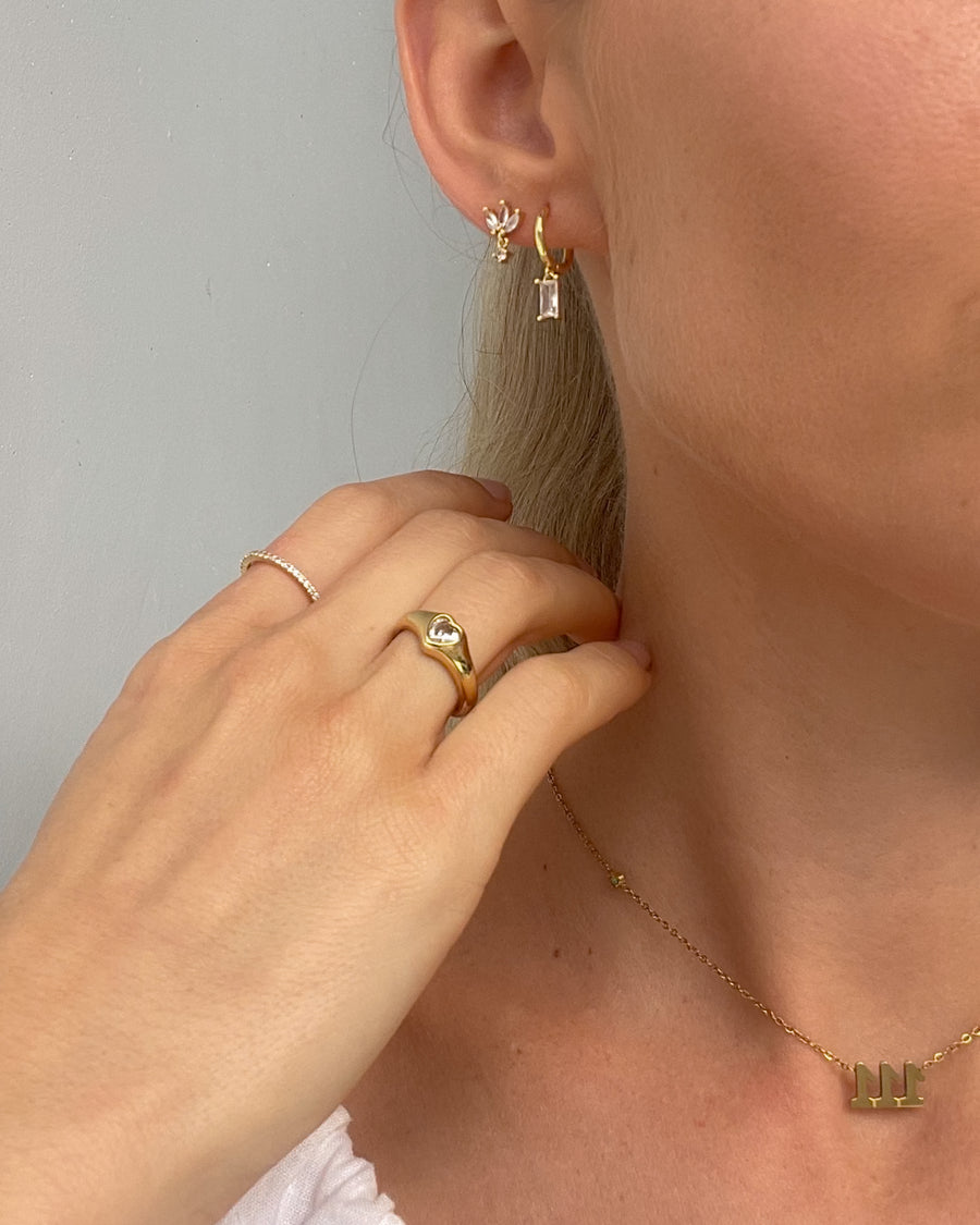 MY DIAMOND HEART SIGNET RING 18K GOLD PVD PLATED - STUDIO JO STORE  