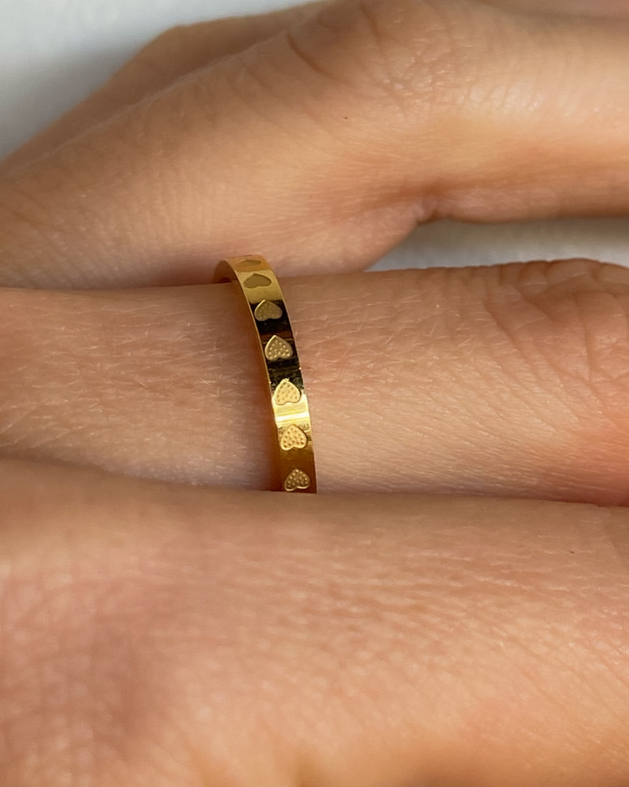 EMBEDDED HEARTS STACKING RING  18K GOLD PVD - STUDIO JO STORE  