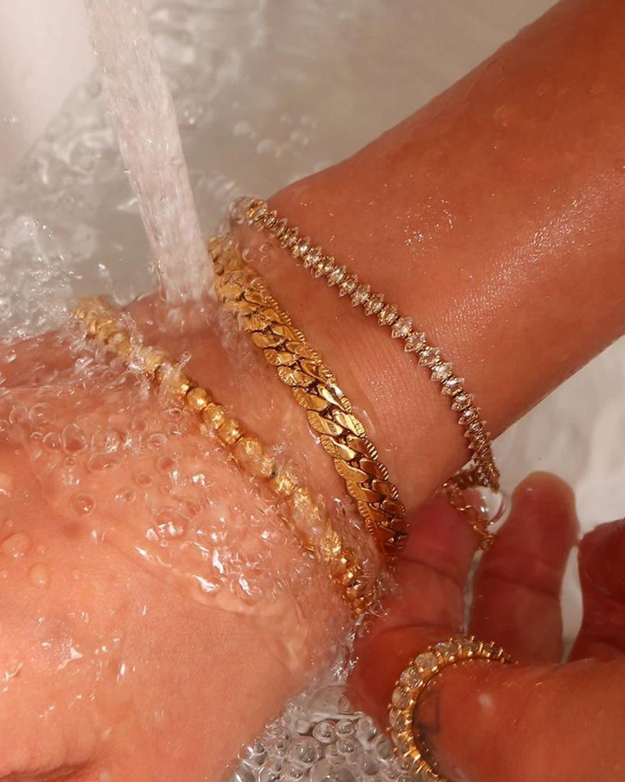 MINIMALIST CUBAN CHAIN BRACELET 18K GOLD PVD - STUDIO JO STORE  