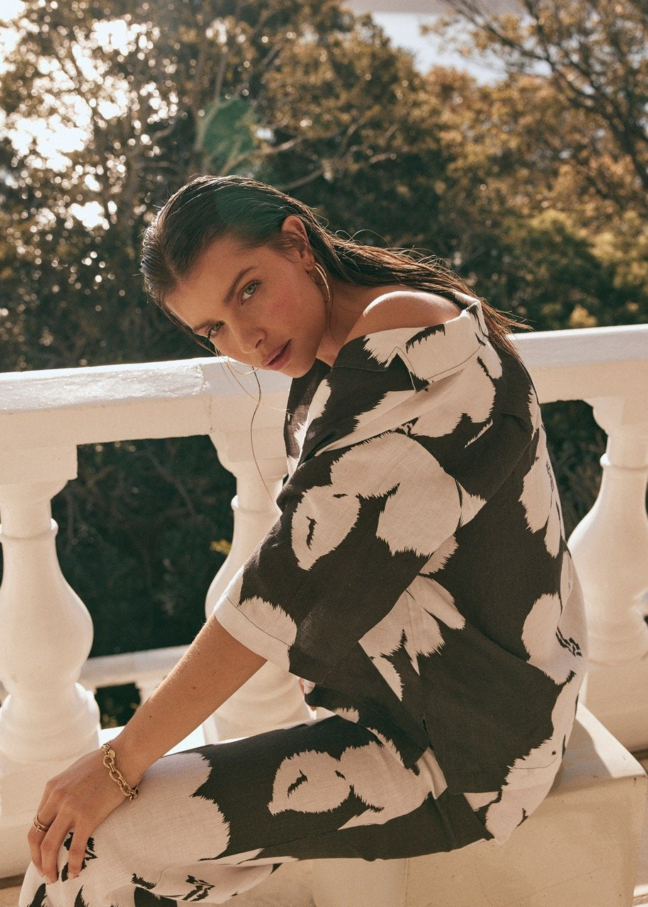 PIPPA RIDLEY - ANGIE SHIRT BLOOM CHARCOAL - STUDIO JO STORE  