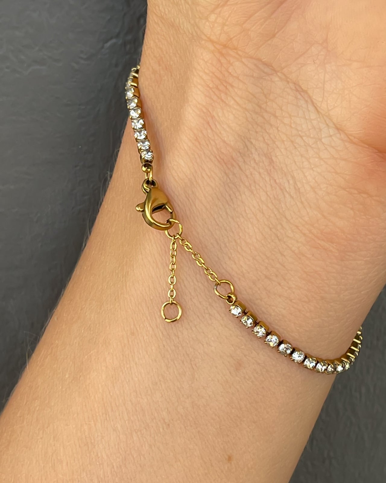 FINE TENNIS BRACELET 18K GOLD - STUDIO JO STORE  