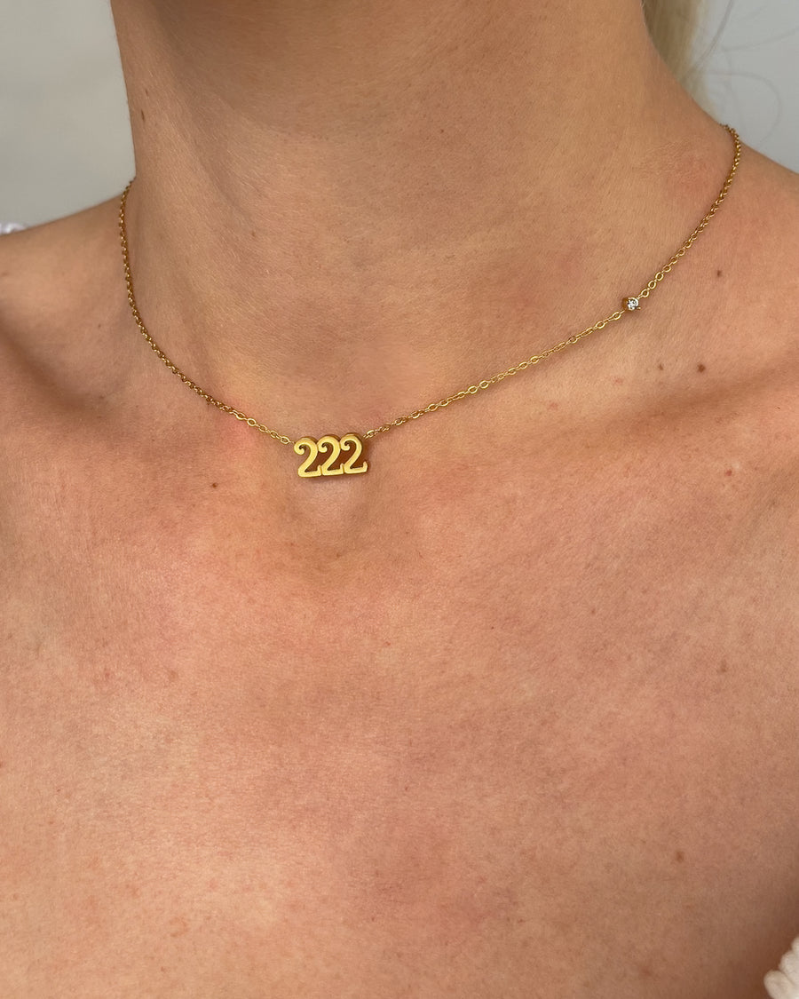 ANGEL NUMBER 222 CHOKER NECKLACE - ALIGNMENT & HARMONY - 18K GOLD - STUDIO JO STORE  