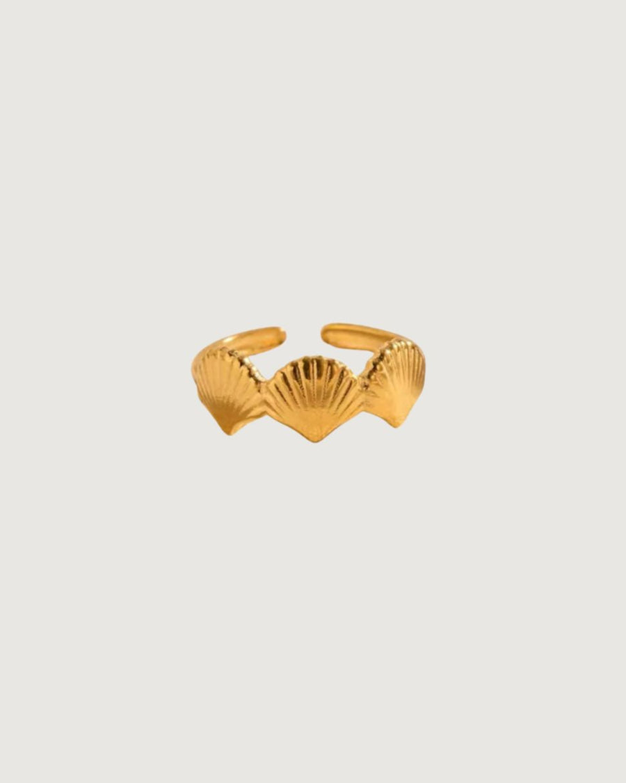 OCEAN MUSE 3 SHELL RING 18K GOLD
