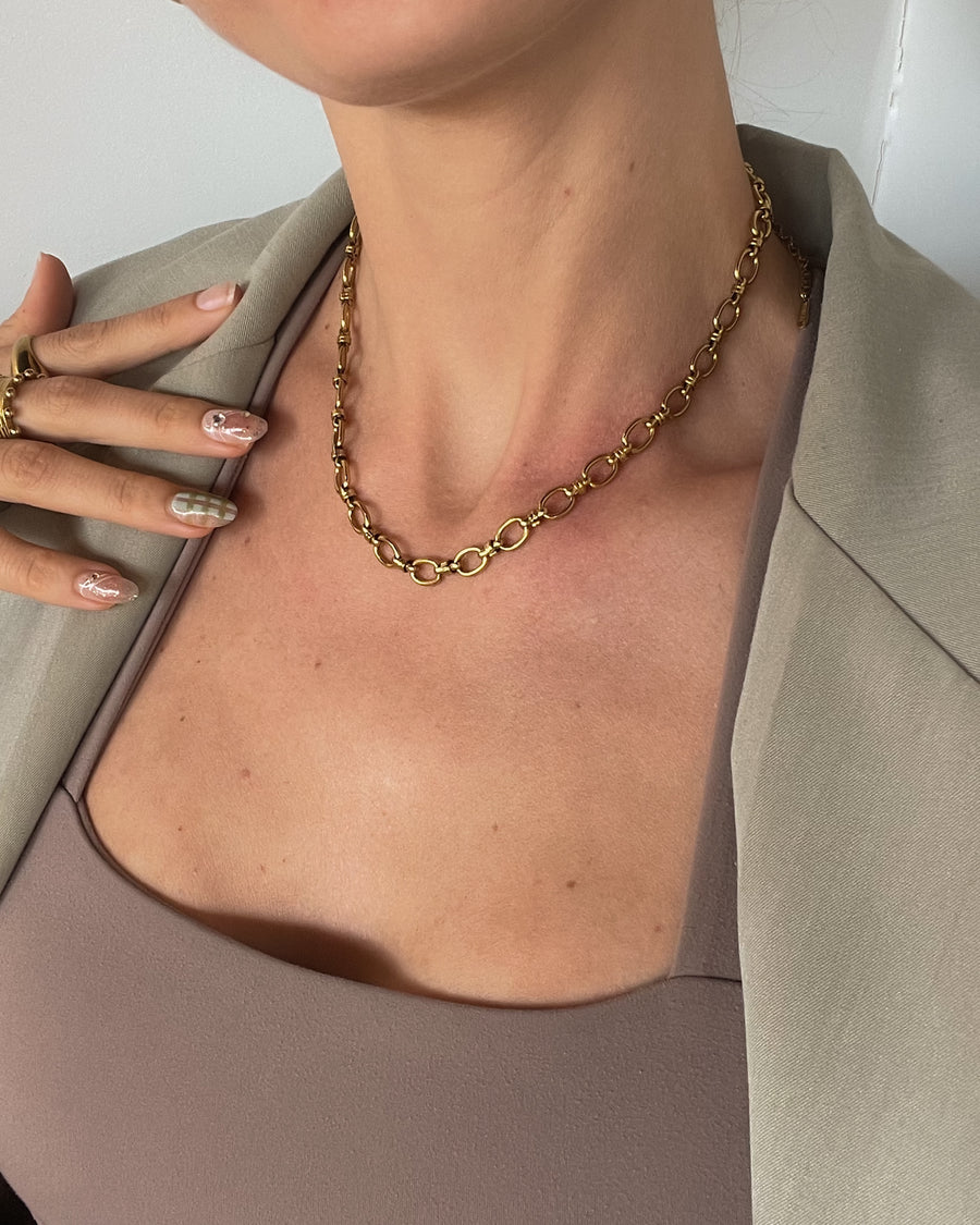 Aurix Chain Necklace 18K Gold PVD - STUDIO JO STORE  