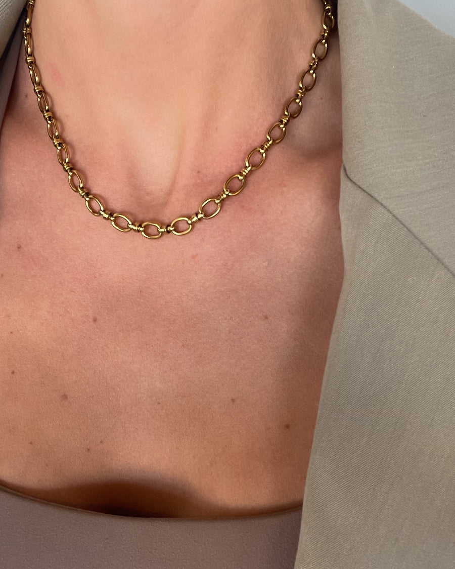 Aurix Chain Necklace 18K Gold PVD - STUDIO JO STORE  