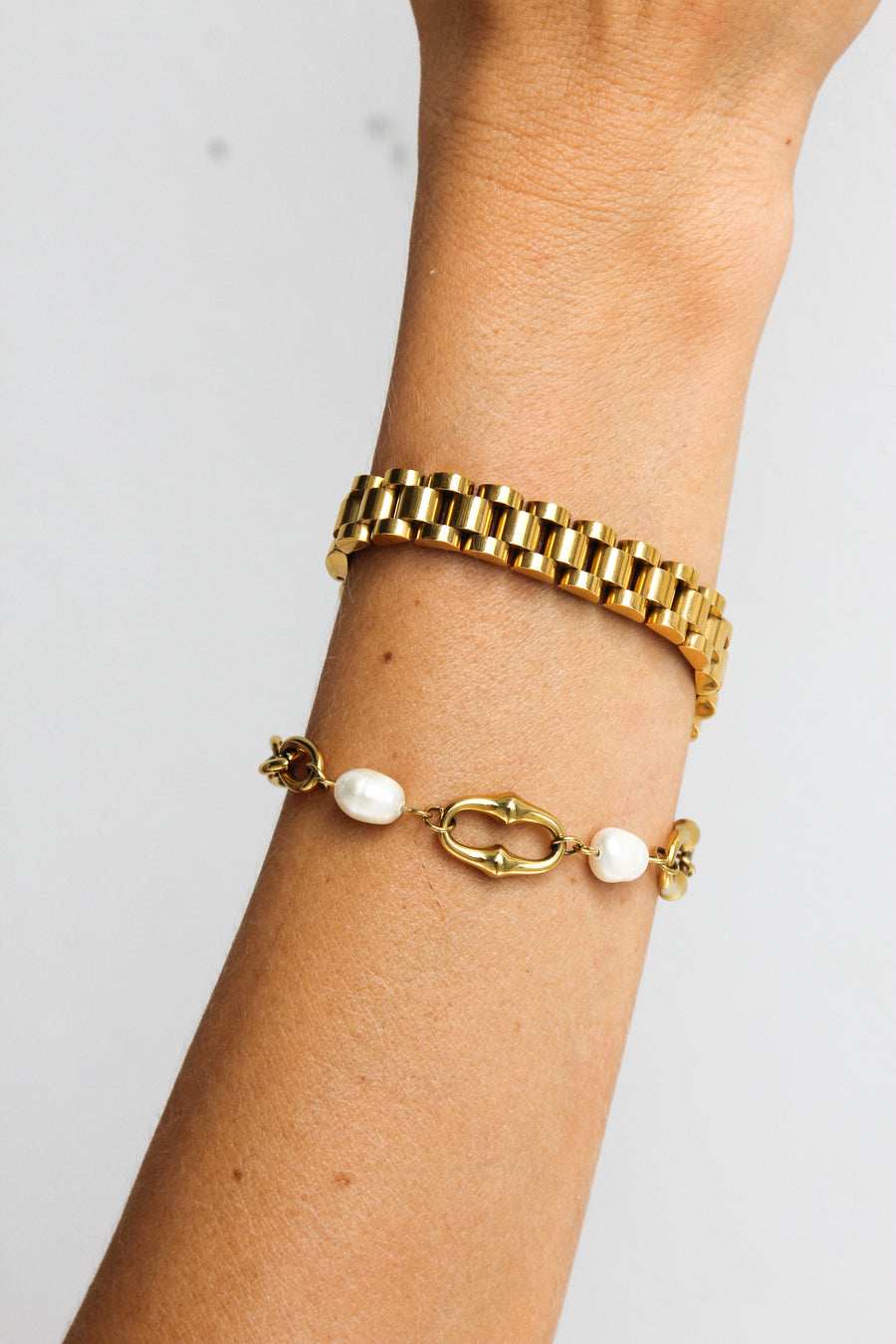 FRESHWATER PEARL CHUNKY CHIAN BRACELET 18K GOLD PVD - STUDIO JO STORE  
