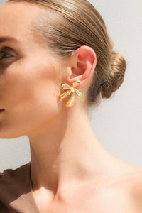 Thumbnail for FLOWER STUD EARRINGS GOLD - STUDIO JO STORE  