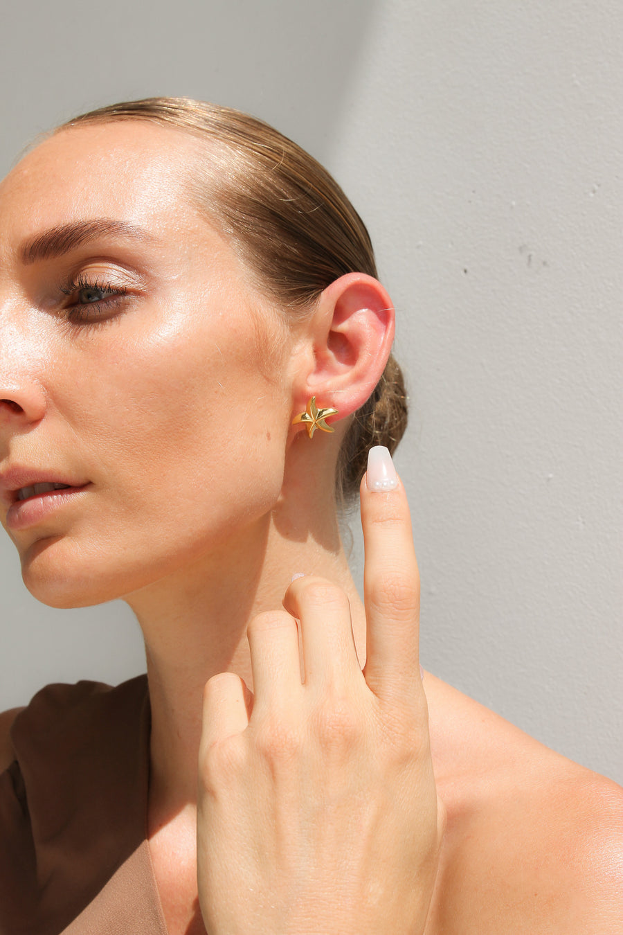 GOLD STARFISH STUD EARRINGS 18K GOLD - STUDIO JO STORE  