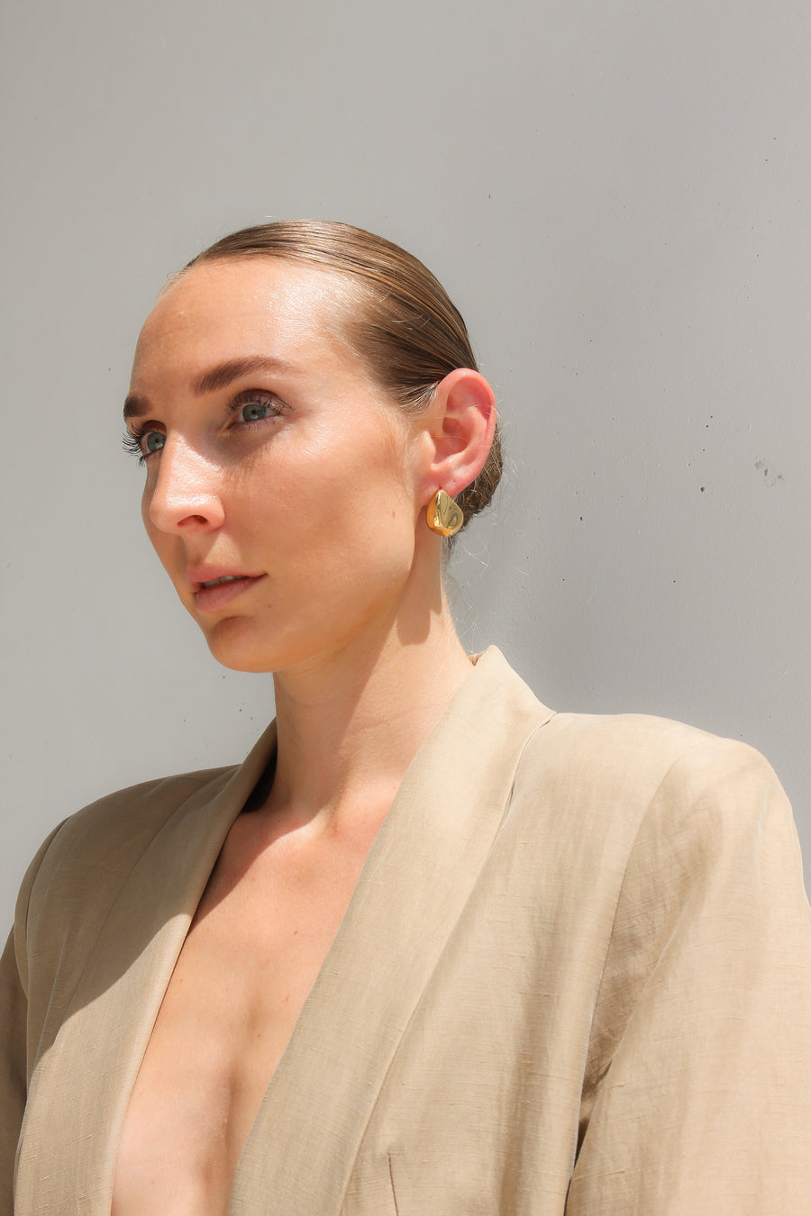 MALONE STUD EARRINGS 18K GOLD - STUDIO JO STORE  