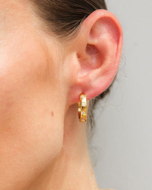 GOLD DIAMOND HOOP EARRINGS - STUDIO JO STORE  