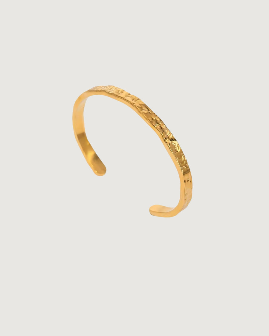 Stillwave Textured Cuff Bracelet – 18K Gold