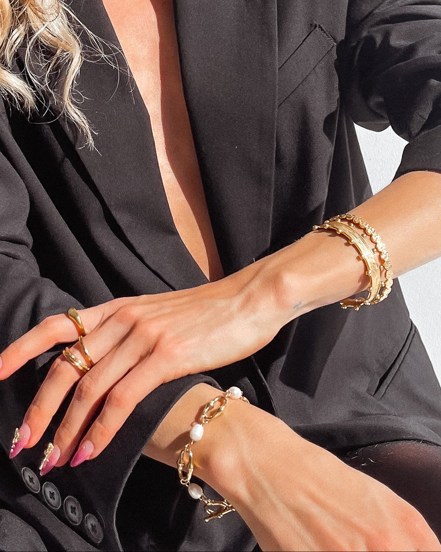 FRESHWATER PEARL CHUNKY CHIAN BRACELET 18K GOLD PVD - STUDIO JO STORE  