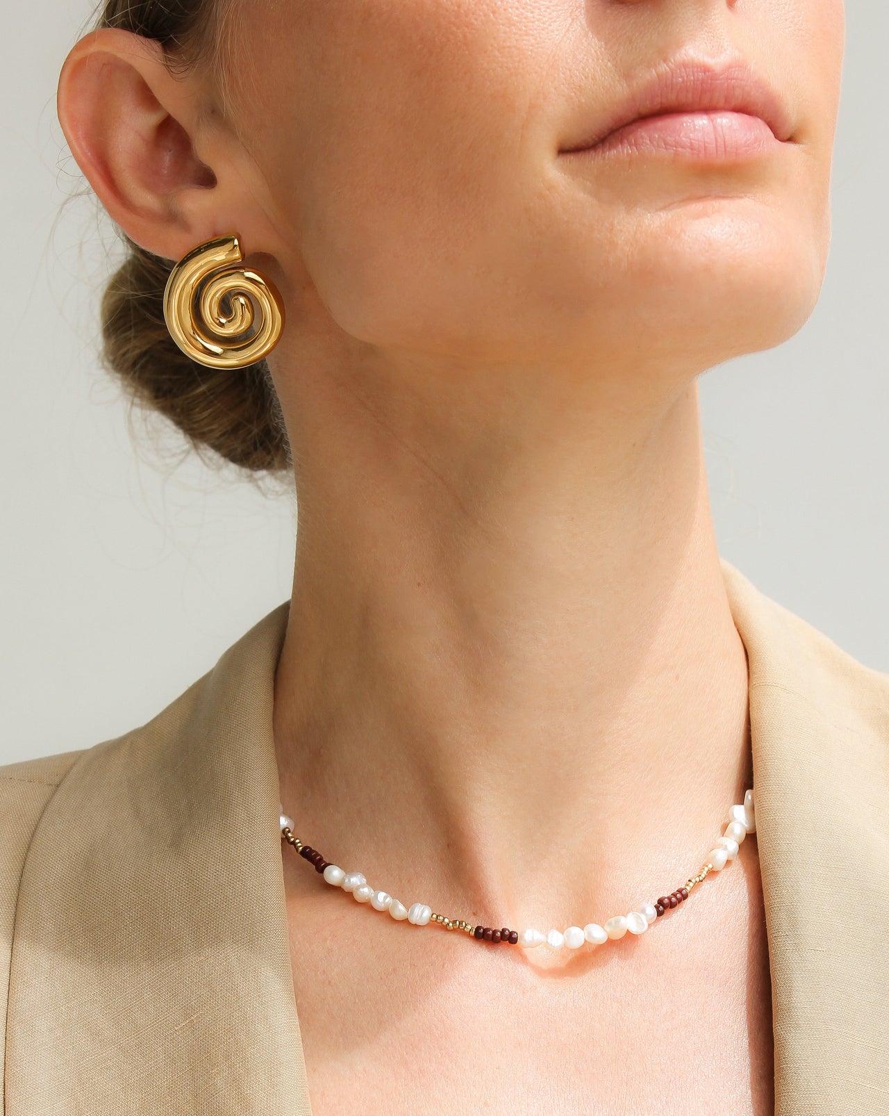 GOLD CONCH SHELL EARRINGS - STUDIO JO STORE  