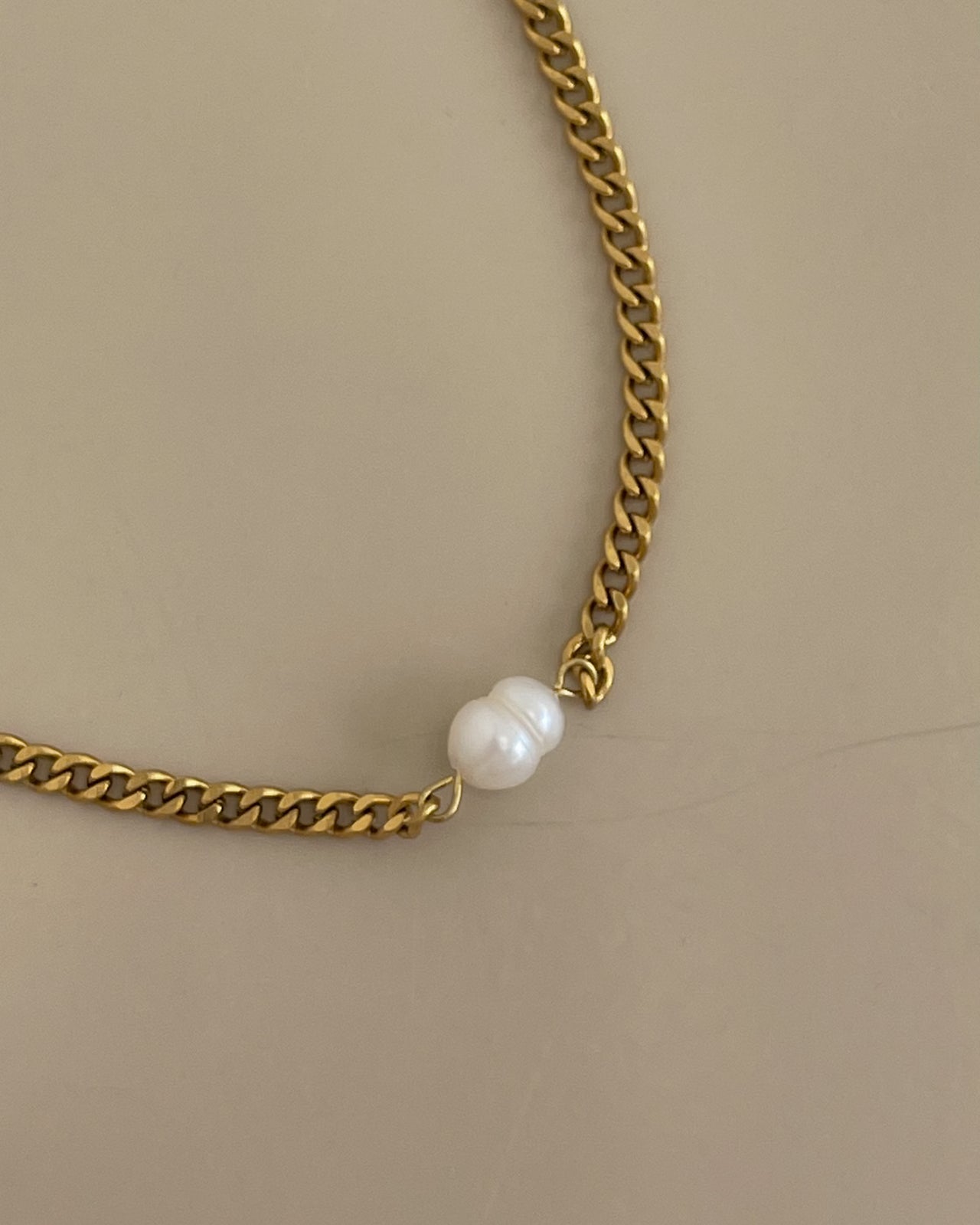 MADELINE PEARL CHAIN CHOKER NECKLACE 18k GOLD PVD - STUDIO JO STORE  