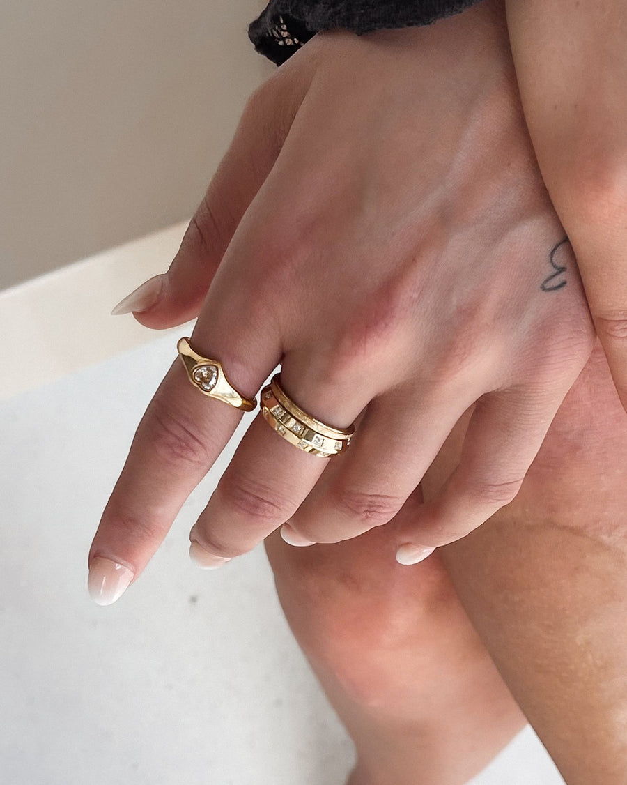 EMPRESS STUDDED BAND RING GOLD - STUDIO JO STORE  