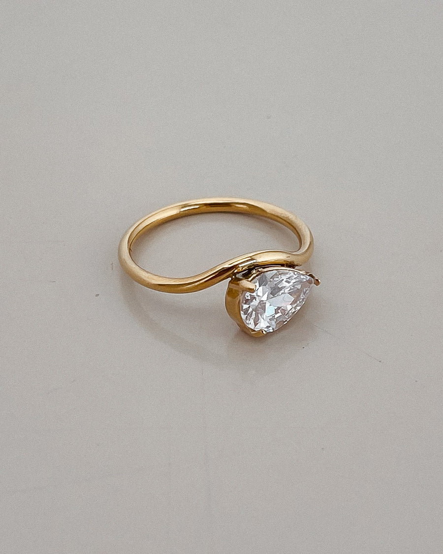 TEARDROP DIAMOND RING 18K GOLD PVD - STUDIO JO STORE  