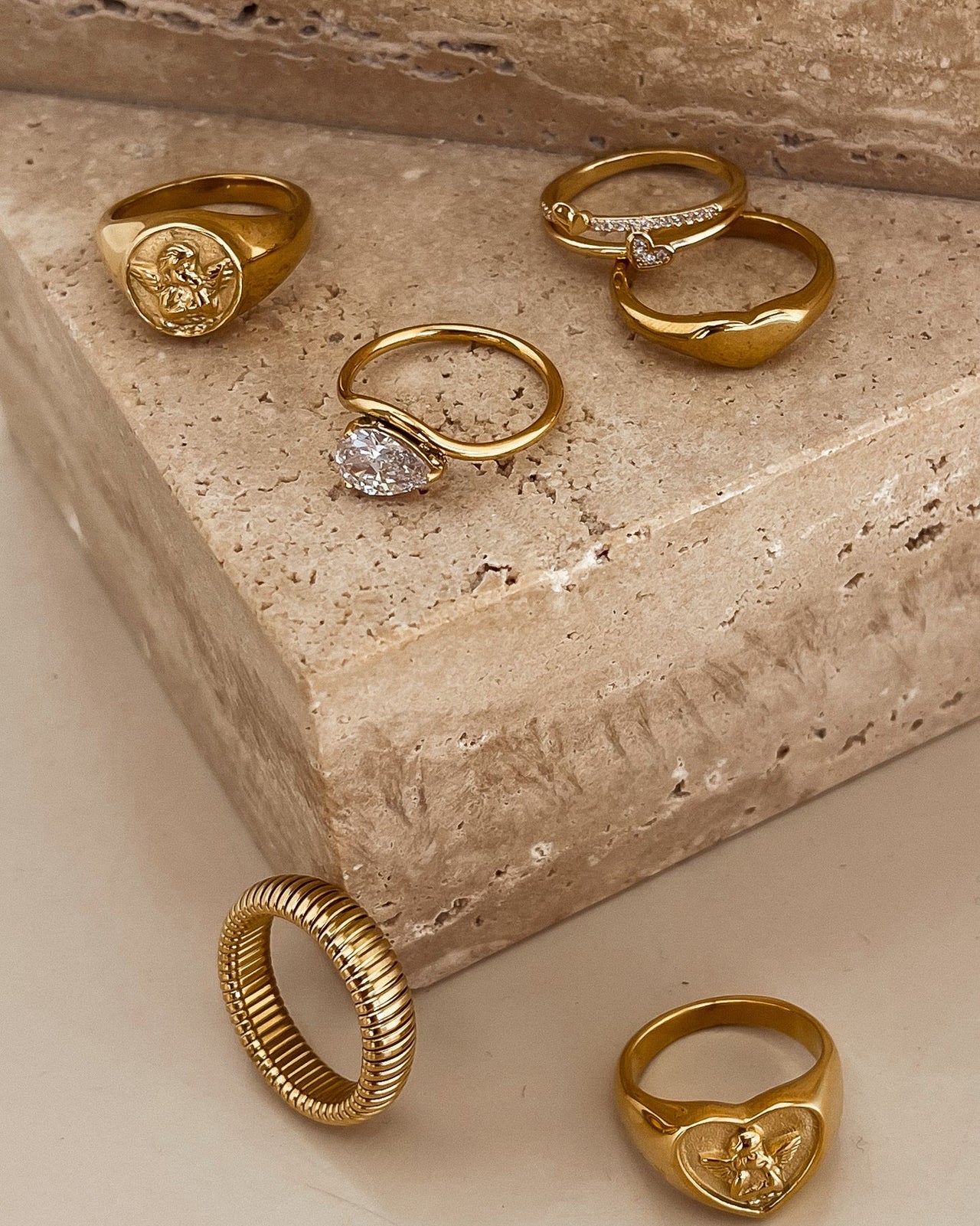 TEARDROP DIAMOND RING 18K GOLD PVD - STUDIO JO STORE  