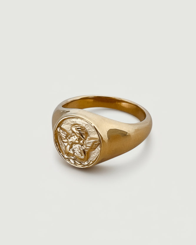 CUPID ANGEL ROUND SIGNET RING 18K GOLD PLATED - STUDIO JO STORE  
