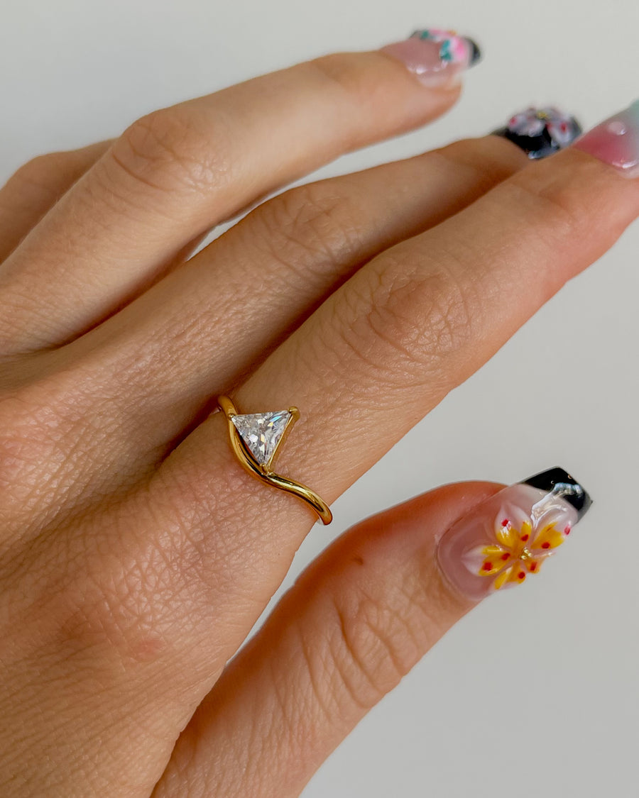 TRIANGLE TRILLION CUT ZIRCONIA RING 18K GOLD PVD - STUDIO JO STORE  