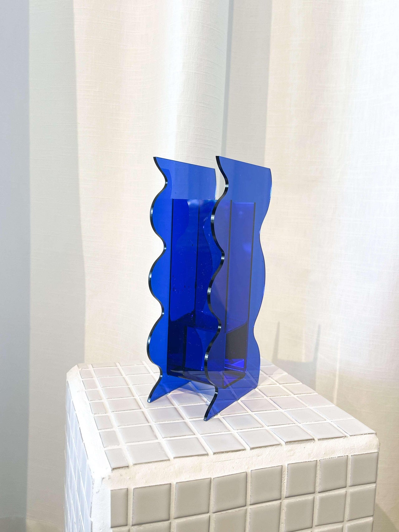 Curved Wiggle Vase - Blue Acrylic