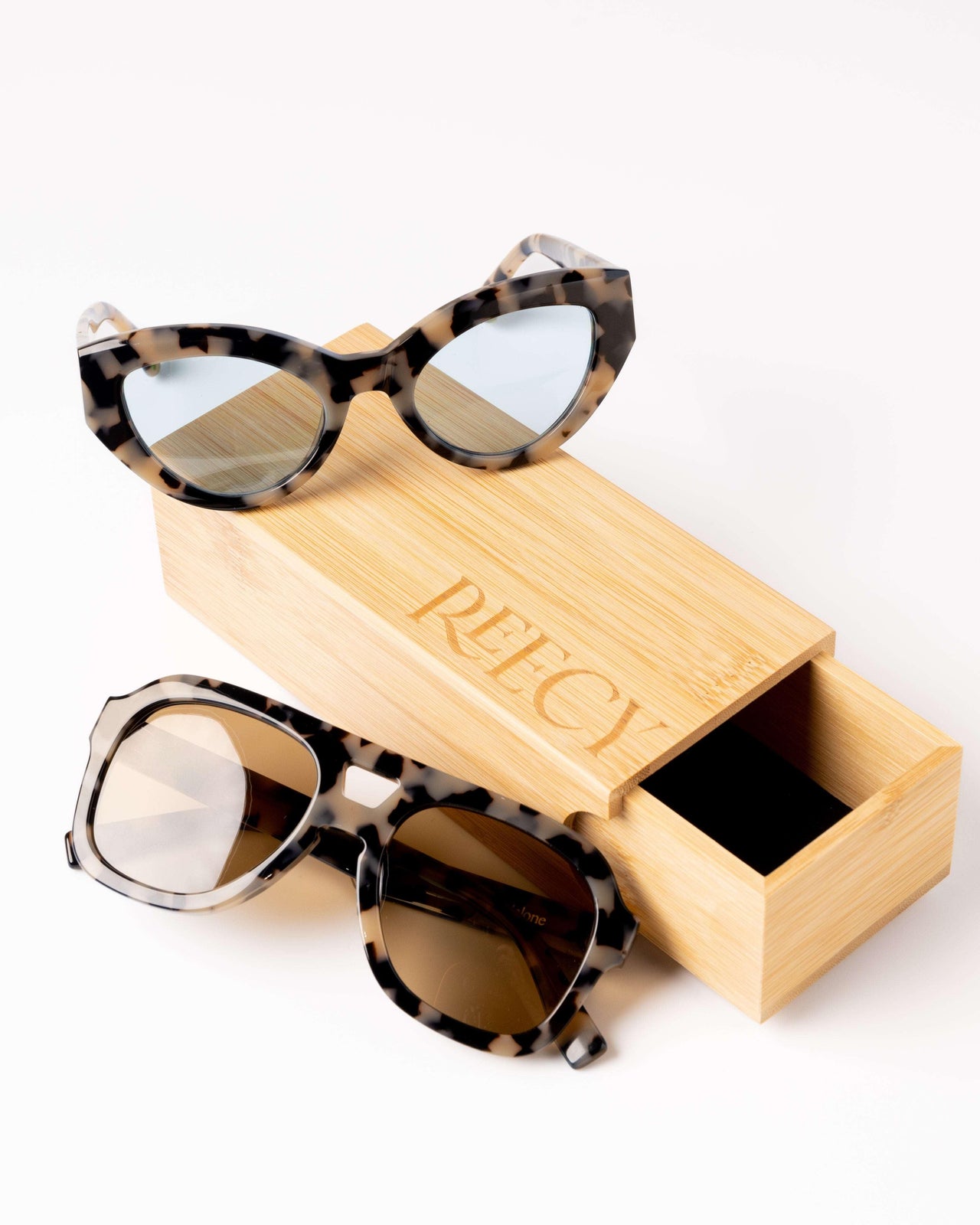 Reecy Sunglasses - The Cleo - Quinoa Blue